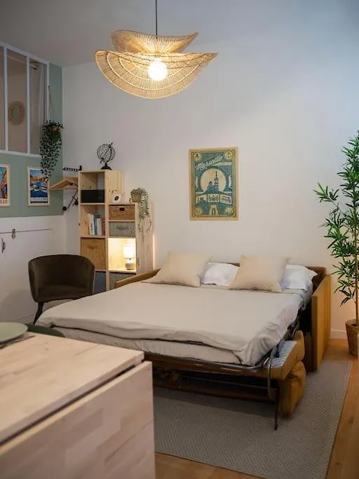 La Cigale - Superbe Studio Au Coeur Du Panier Marseille 0*,