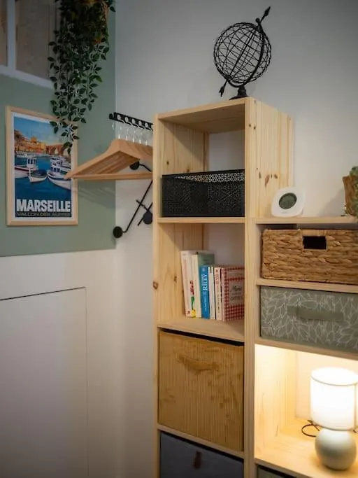 La Cigale - Superbe Studio Au Coeur Du Panier - Les Freres De La Loc' Marseille 0*,  France
